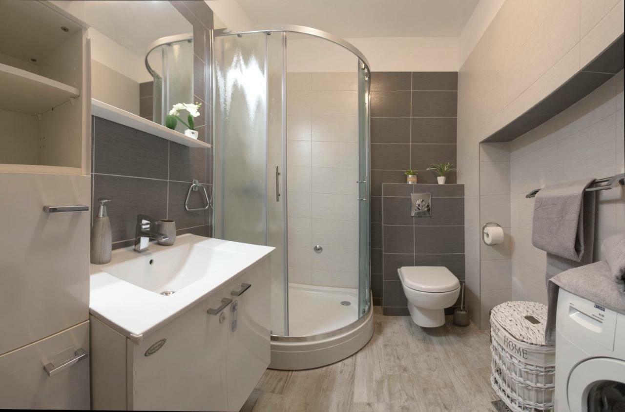 Apartment Aurora Сплит Екстериор снимка