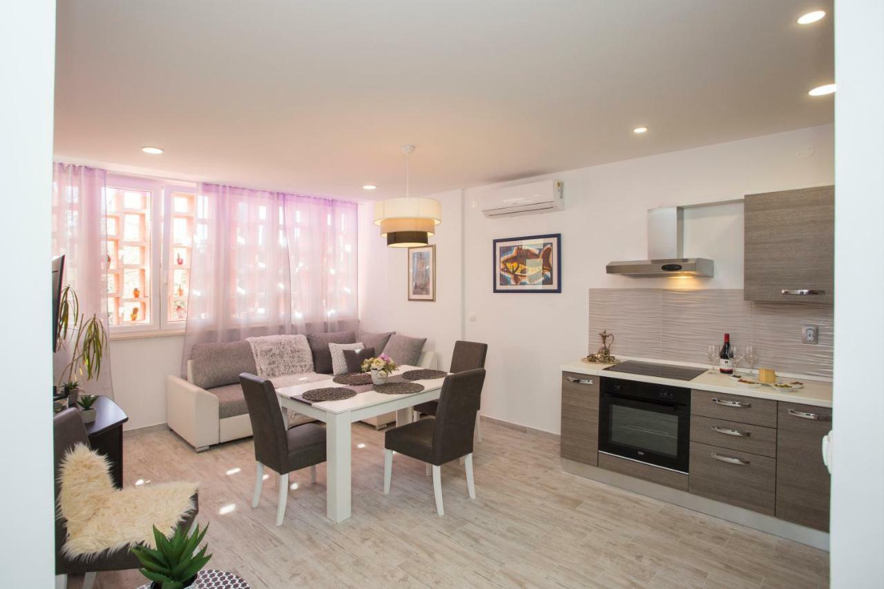 Apartment Aurora Сплит Екстериор снимка